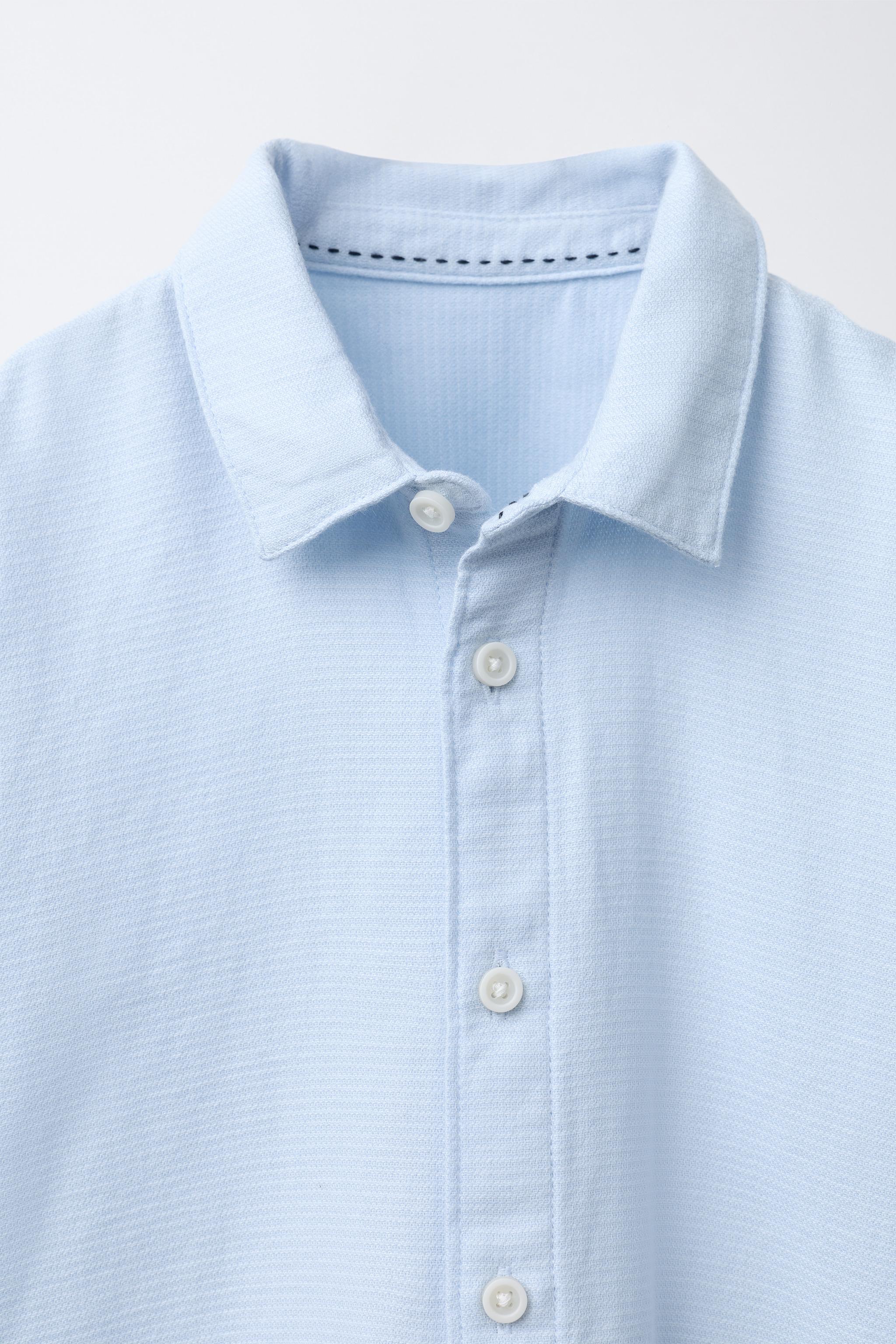 DETACHABLE BOW TIE SHIRT